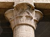 Edfou Temple Horus 2Cour Colonnades 0511